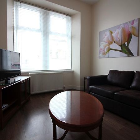 Logie Baird Apartment เฮเลนส์บะระ ภายนอก รูปภาพ