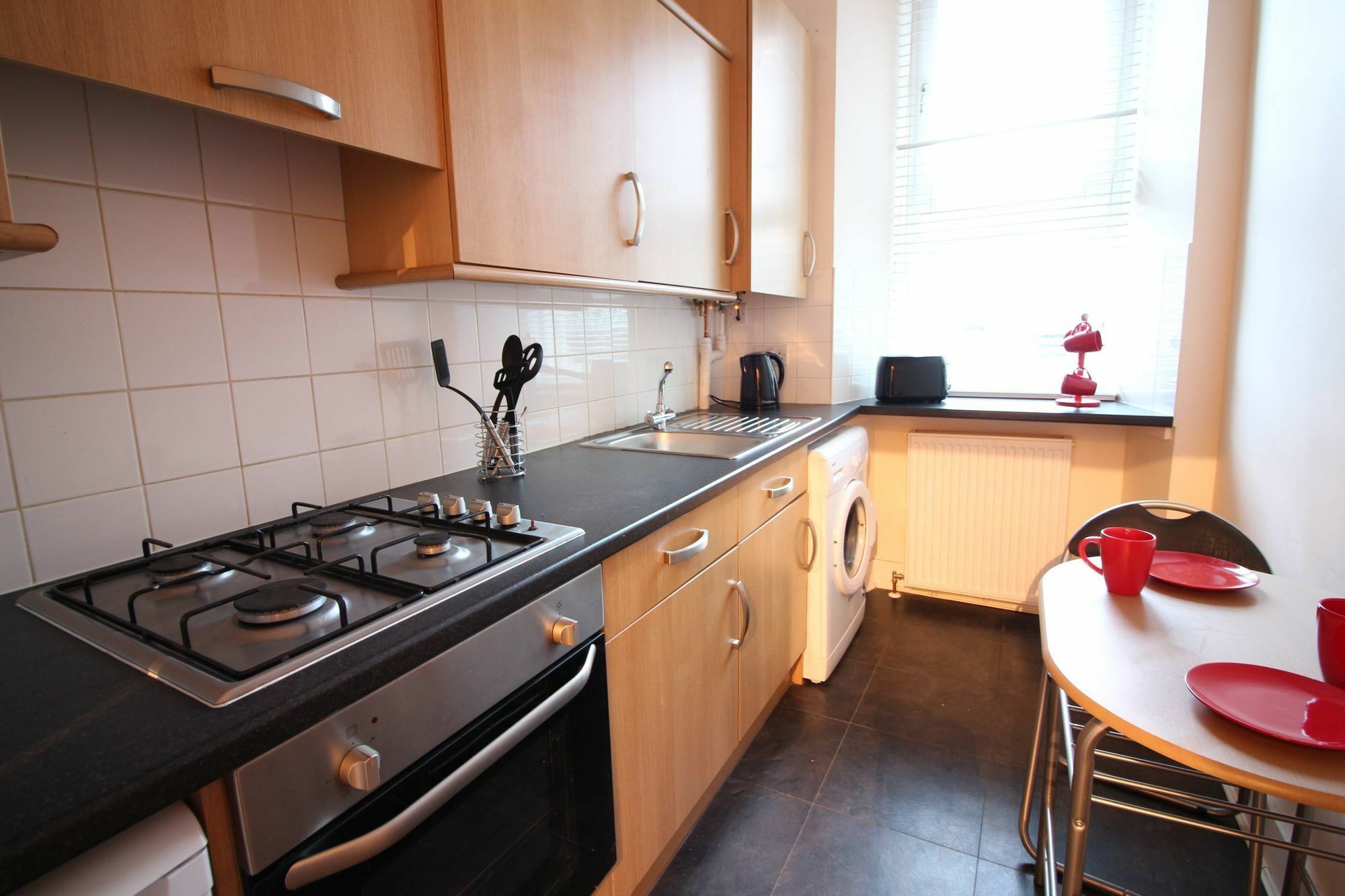 Logie Baird Apartment เฮเลนส์บะระ ภายนอก รูปภาพ